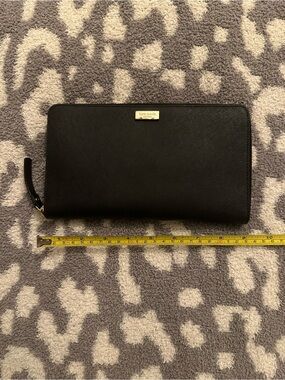 Kate Spade Laurel Way Talla Saffiano Leather Wallet Black Zip Around